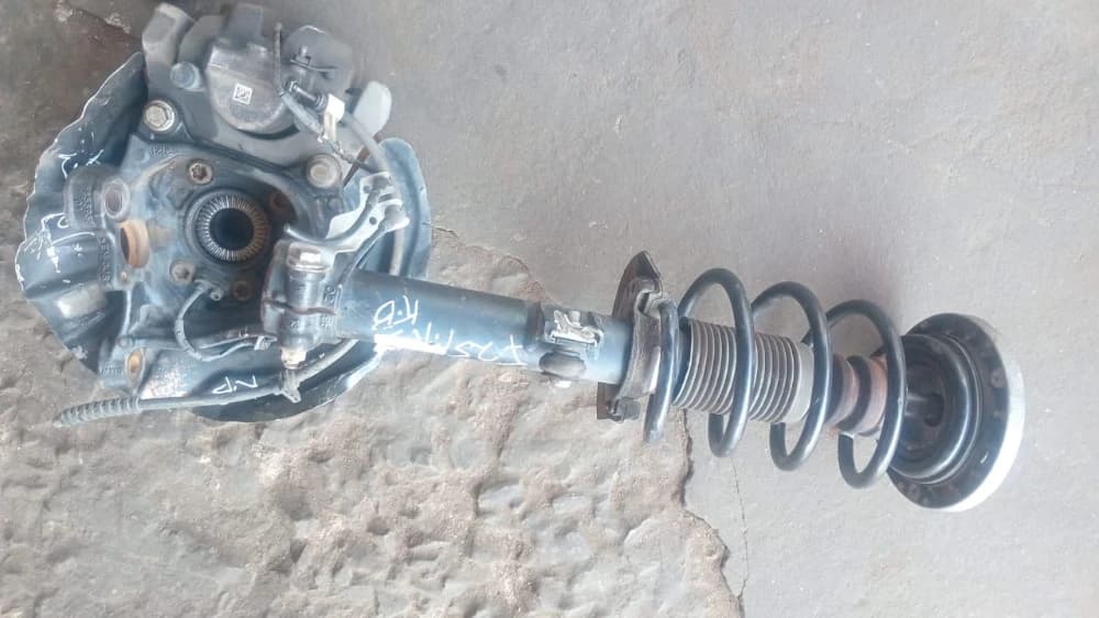 Hub with shock